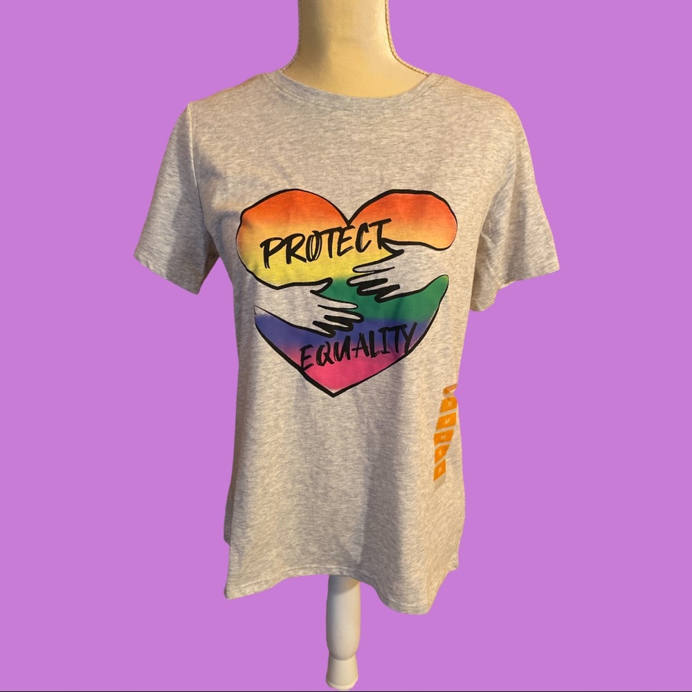 NWT FEELING PROUD Protect Equality Tee T-Shirt